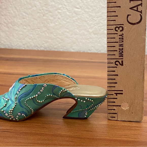2002 RAINE Just the Right Shoe Enchanted Miniature Ceramic Heel Shoe Figurine - Picture 15 of 15